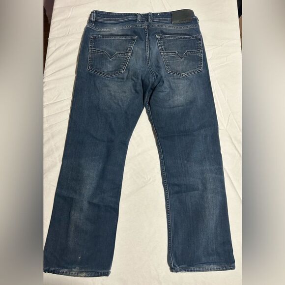 Diesel Jeans Larkee 31x32 Blue Denim Regular Fit Straight Leg Mens Jeans - Picture 4 of 16
